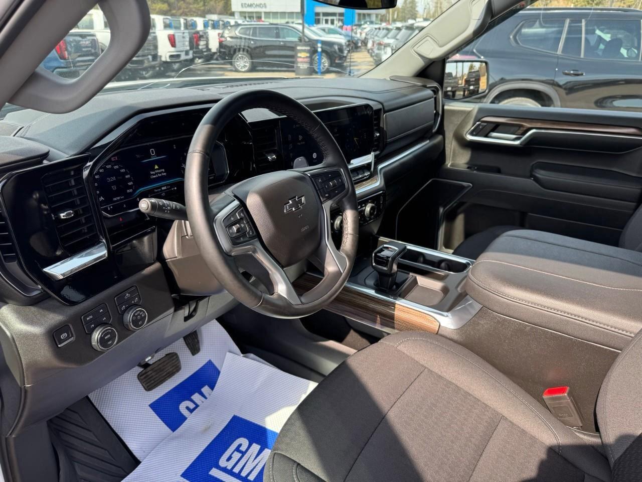 2024 Chevrolet Silverado 1500 RSTOne Owner   Remote Start   Heated Seats   Trail Photo
