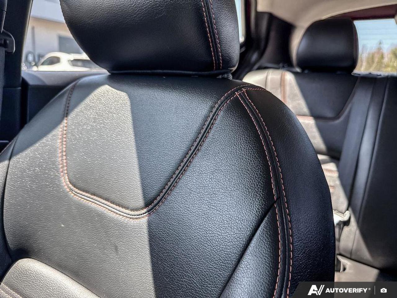 2020 Nissan Kicks SR EXCELLENT FUEL ECONOMY. 360 AROUND VIEW MONITOR Photo
