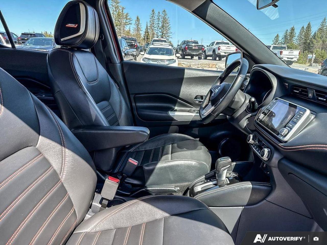 2020 Nissan Kicks SR EXCELLENT FUEL ECONOMY. 360 AROUND VIEW MONITOR Photo