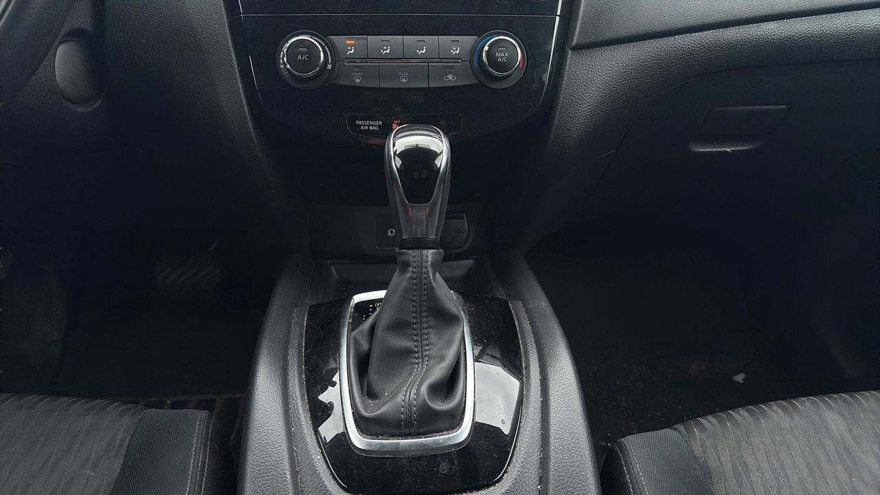 2018 Nissan Rogue  Photo