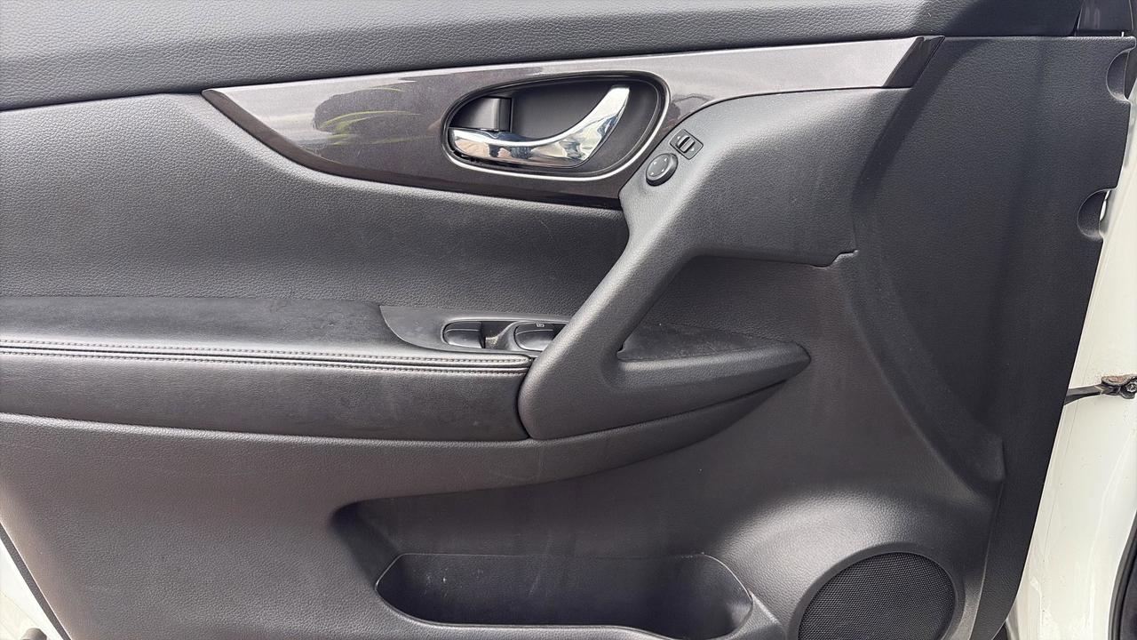 2018 Nissan Rogue  Photo