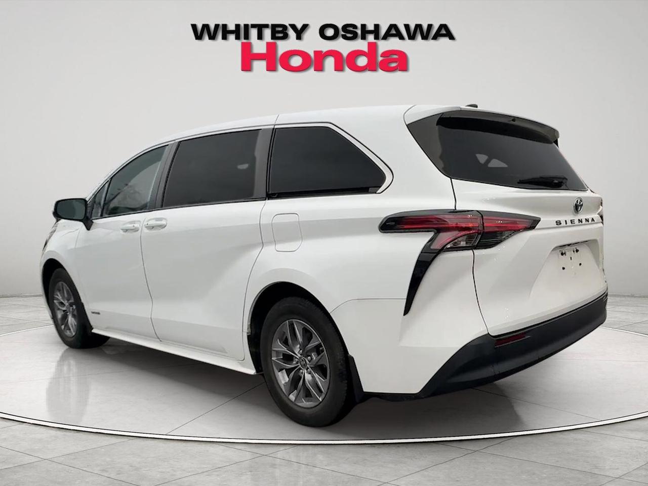 2021 Toyota Sienna  Photo