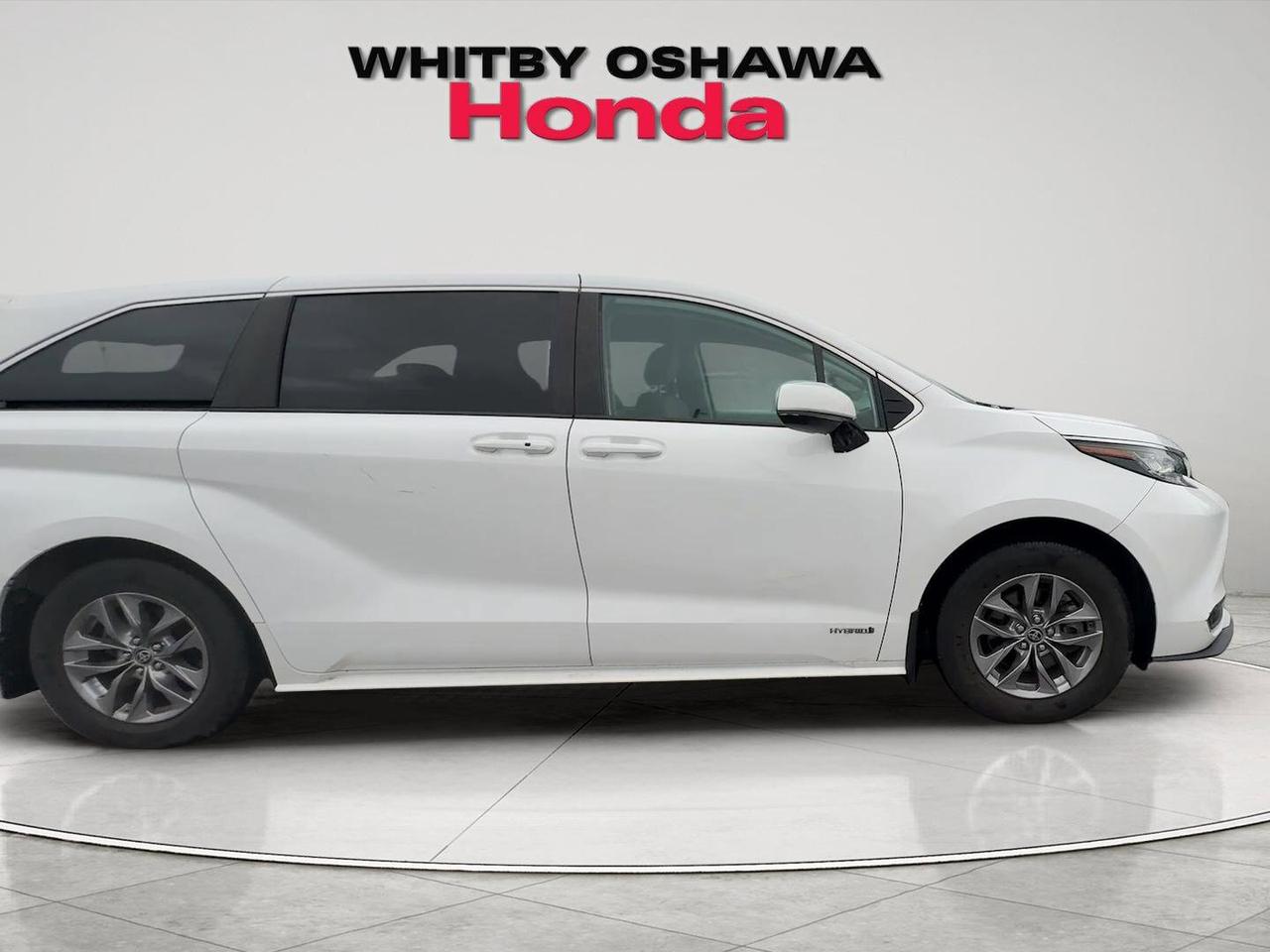 2021 Toyota Sienna  Photo