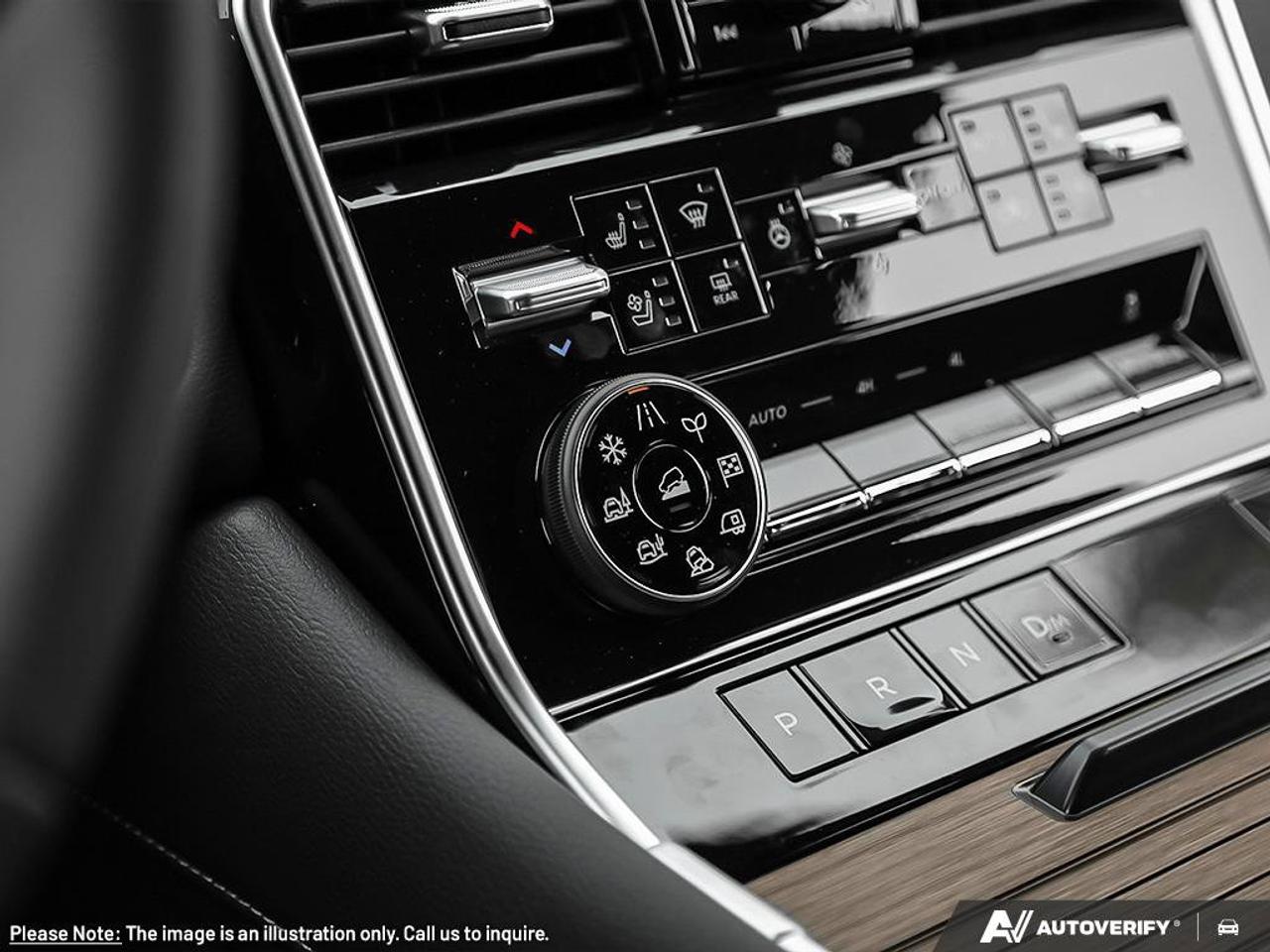 2026 Nissan Armada Platinum Photo