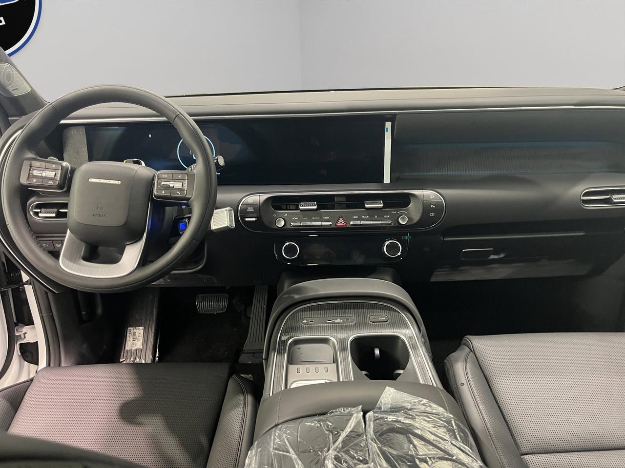 2026 Hyundai Palisade Hybrid Ultimate Calligraphy Photo