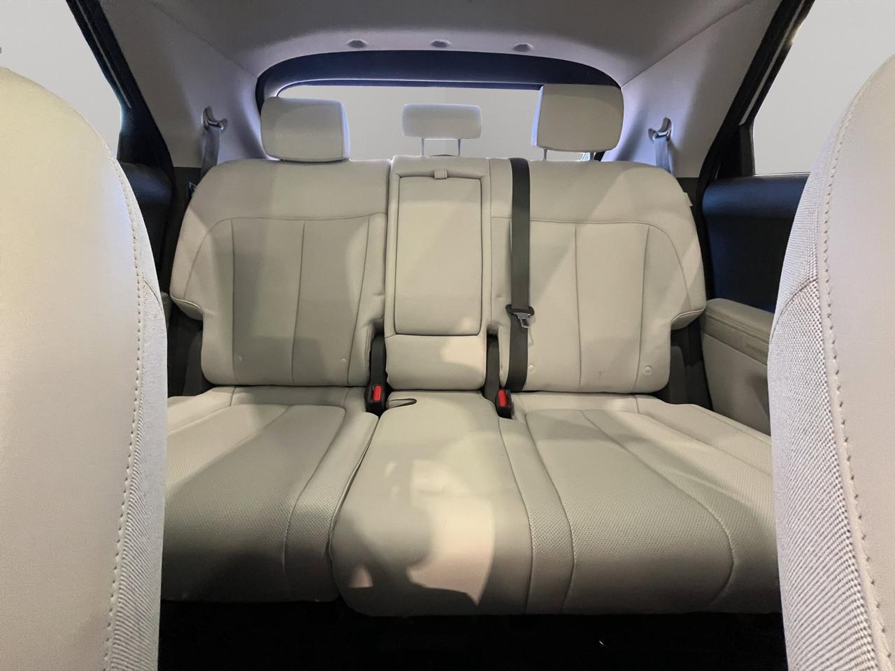2024 Hyundai IONIQ 5 Preferred | Reverse Cam | Heated Seats Photo