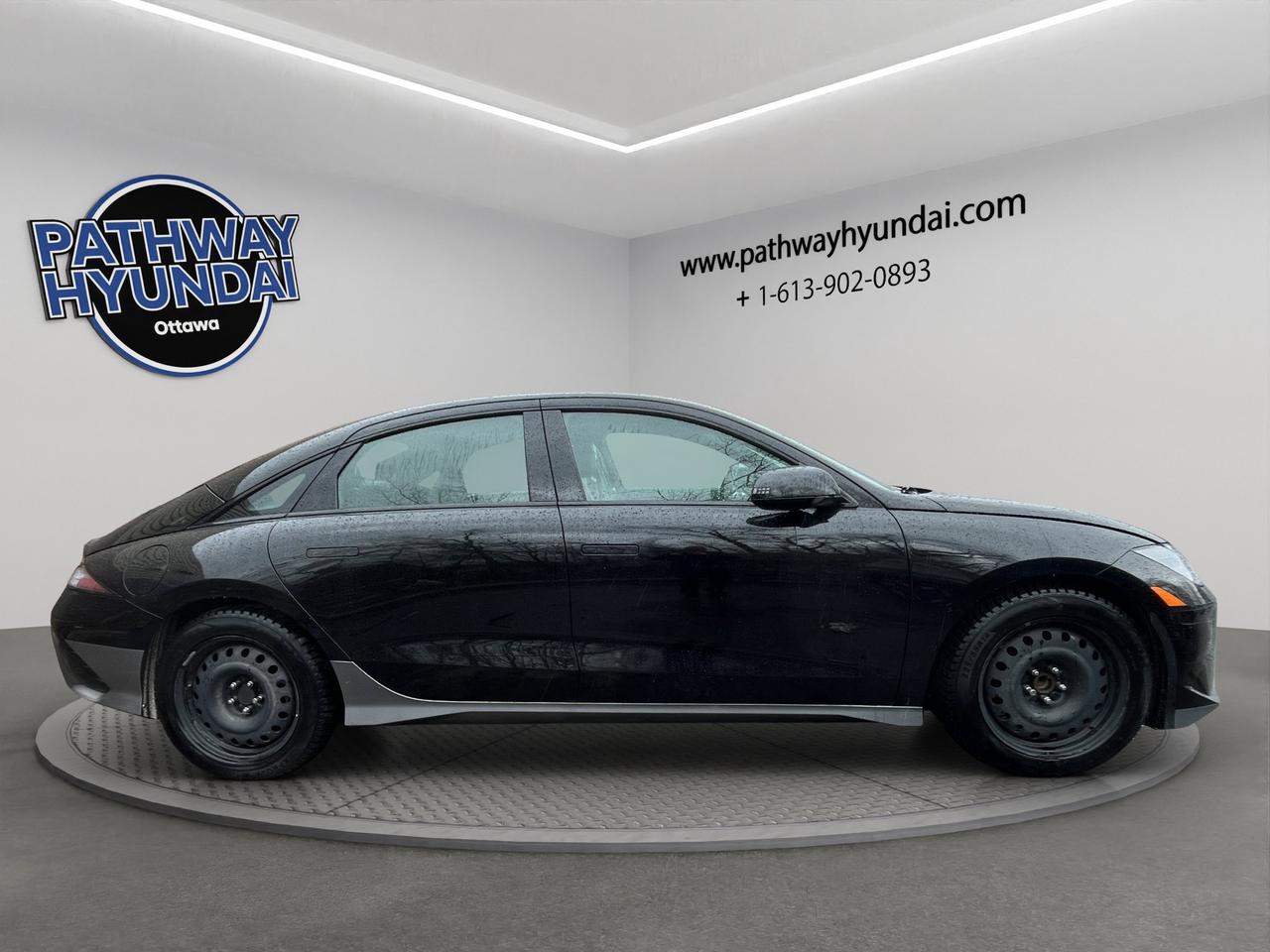 2025 Hyundai IONIQ 6 Preferred | Reverse Cam | Heated Seats Photo