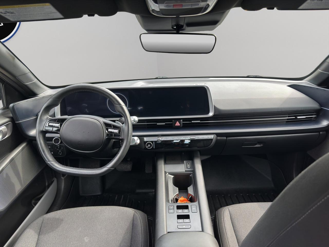 2025 Hyundai IONIQ 6 Preferred | Reverse Cam | Heated Seats Photo
