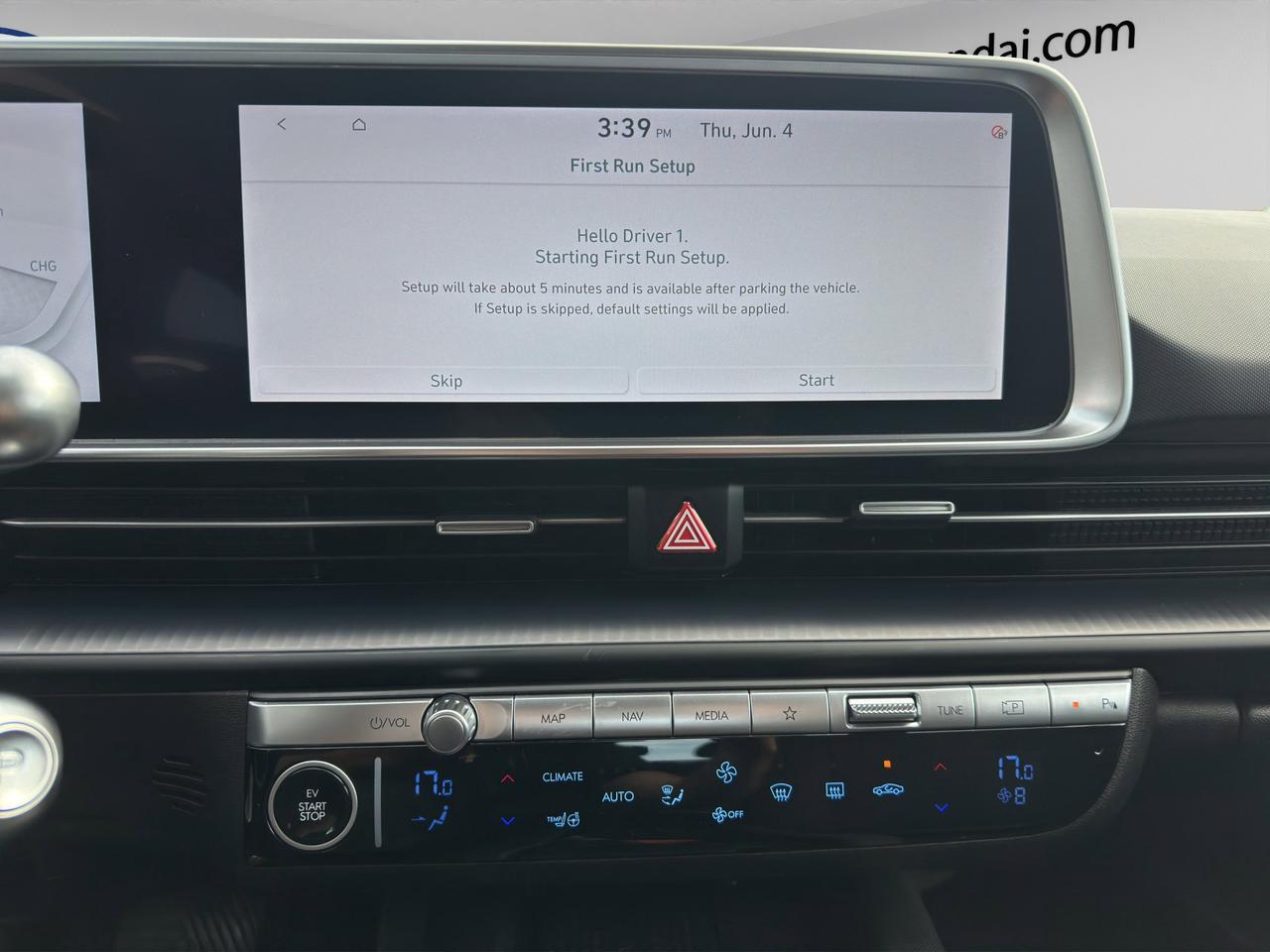 2025 Hyundai IONIQ 6 Preferred | Reverse Cam | Heated Seats Photo