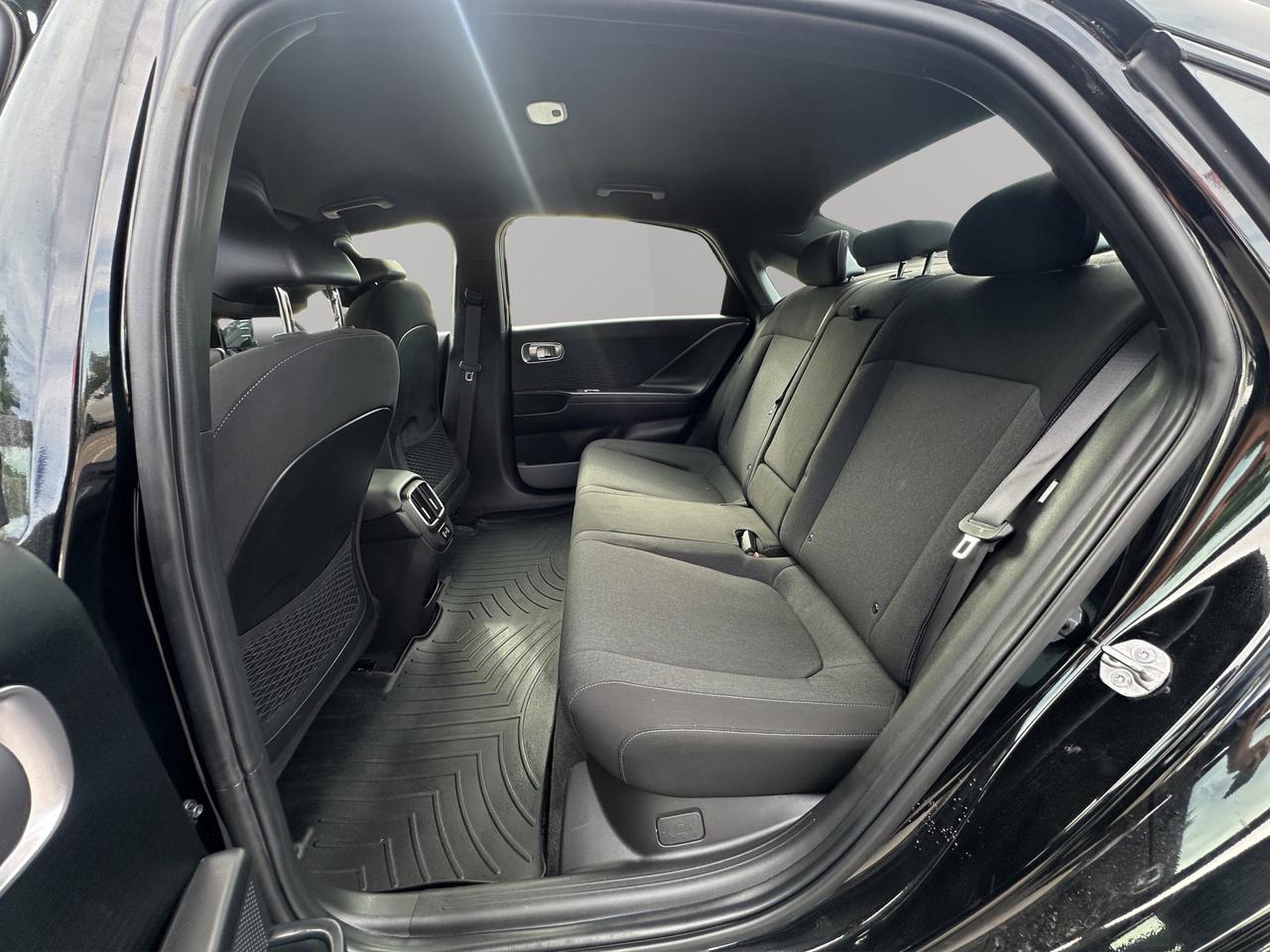 2025 Hyundai IONIQ 6 Preferred | Reverse Cam | Heated Seats Photo