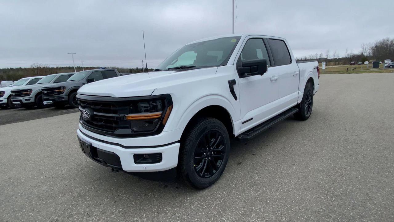 2026 Ford F-150 XLT Photo3