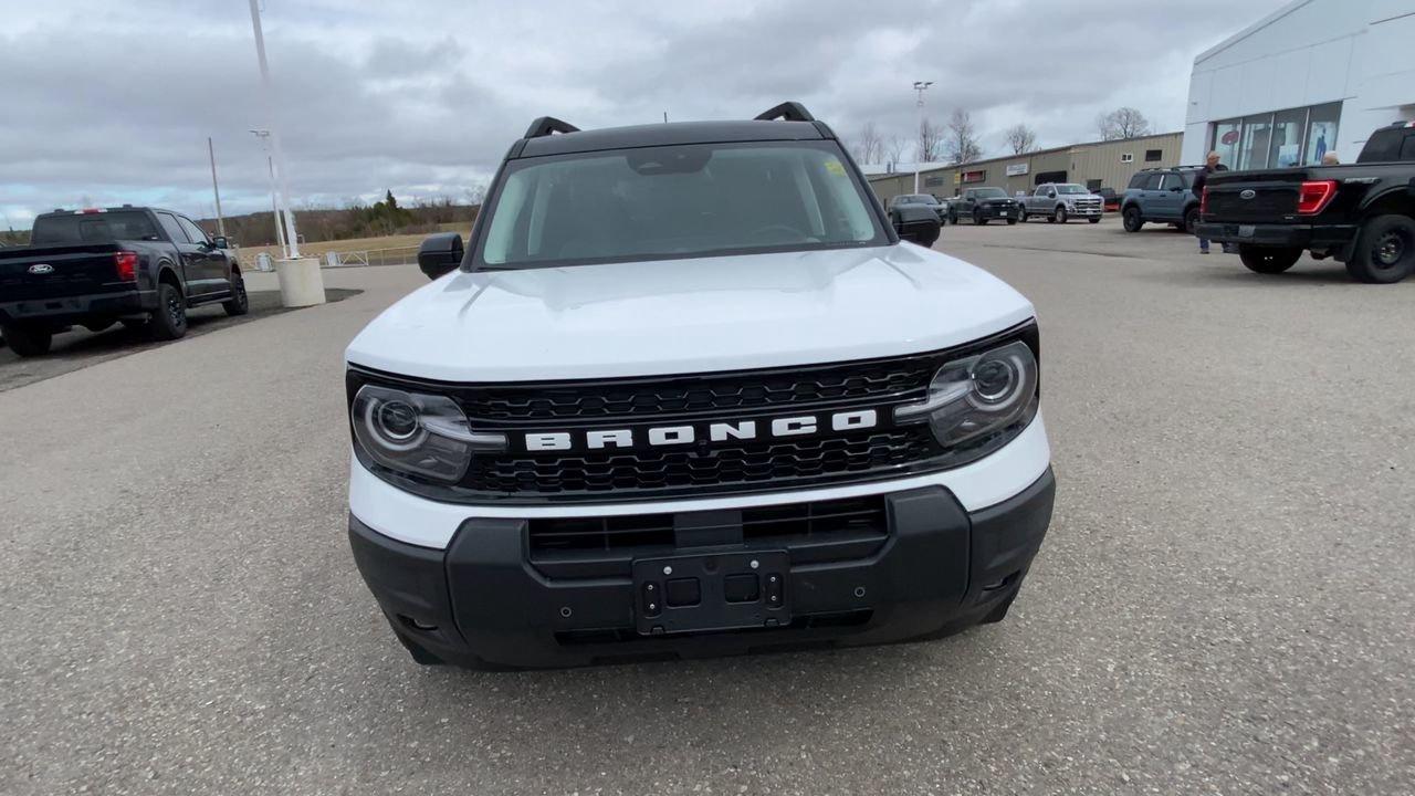 2026 Ford Bronco Sport Outer Banks Photo2