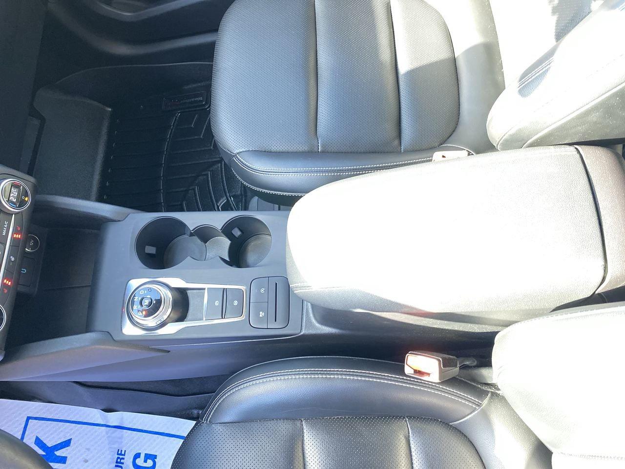 2020 Ford Escape SEL Photo