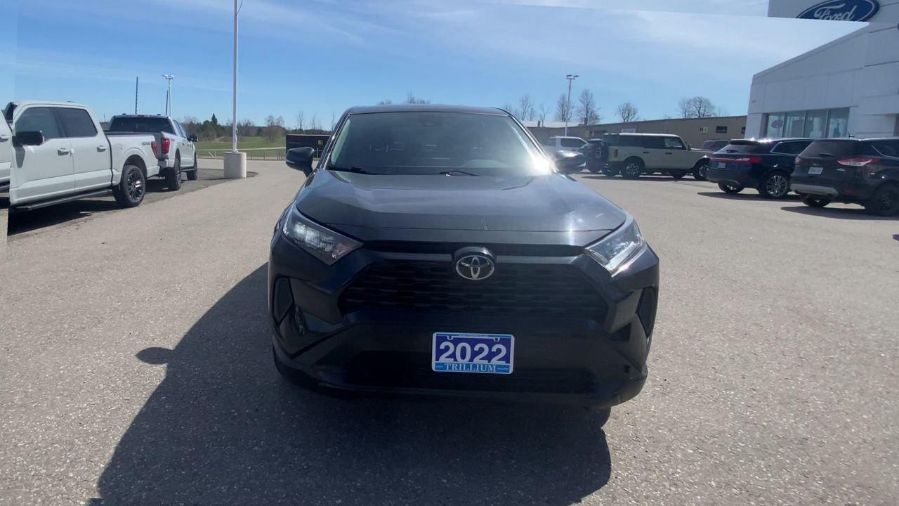 2022 Toyota RAV4 LE Photo