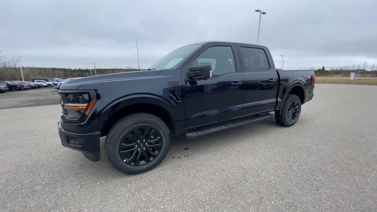 2026 Ford F-150 XLT Photo3