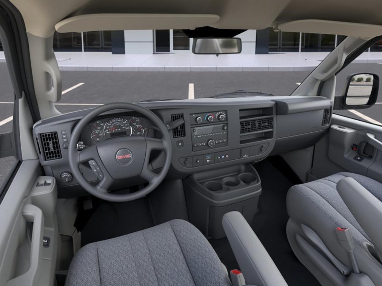 2026 GMC Savana Cutaway 4500 WT 177'' Photo4