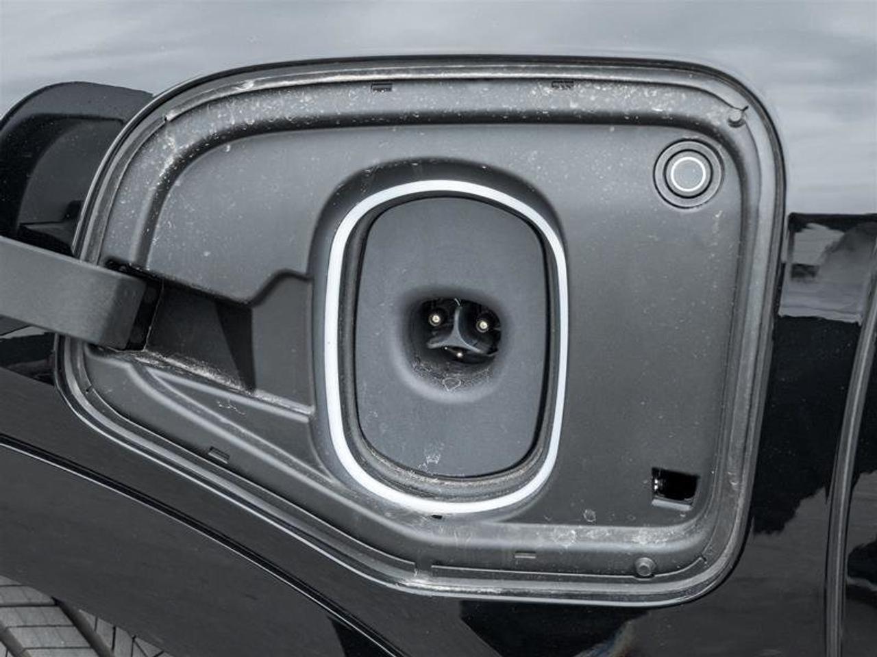2026 Cadillac OPTIQ Sport Photo4