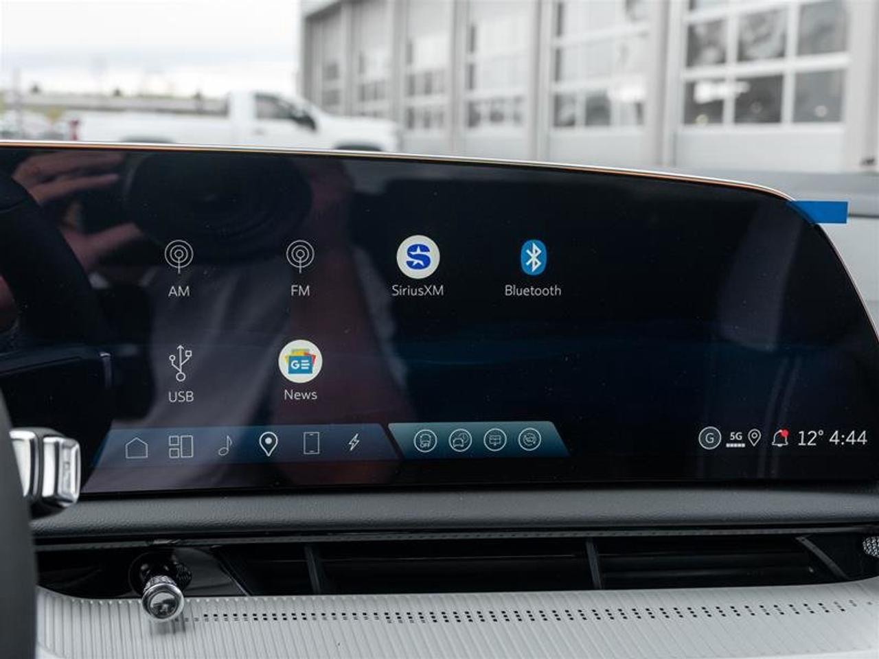 2026 Cadillac OPTIQ Sport Photo
