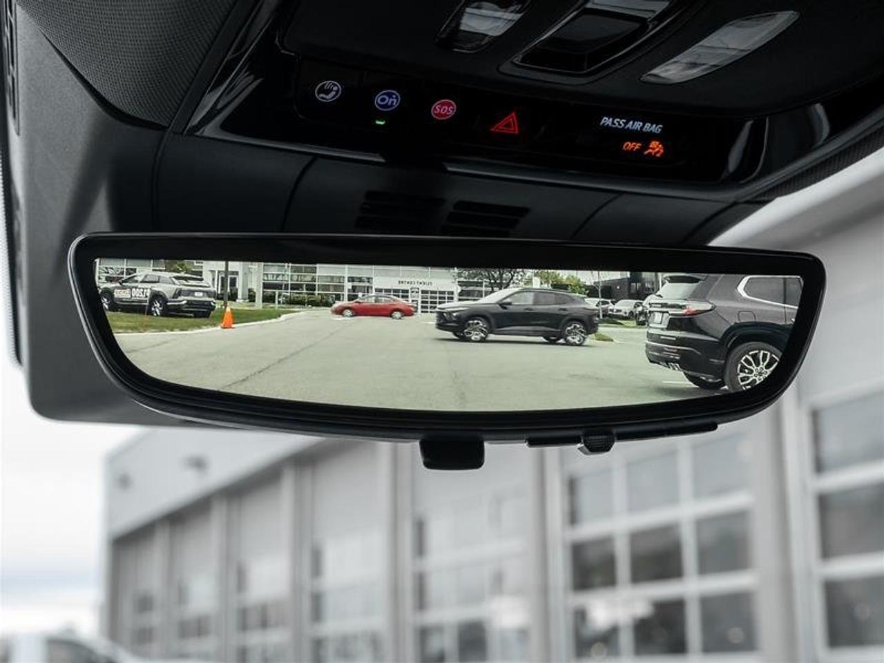 2026 Cadillac OPTIQ Sport Photo