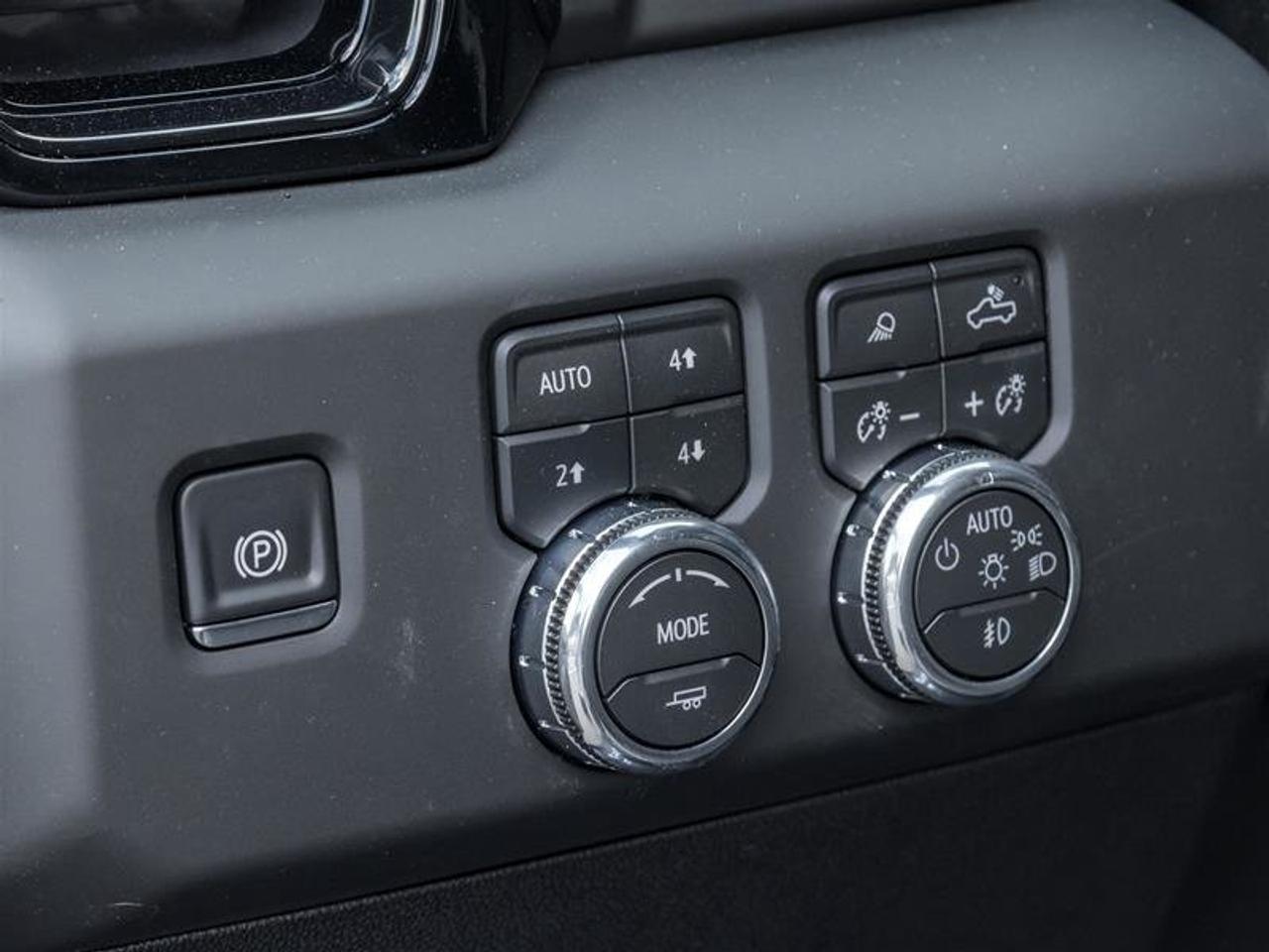 2026 GMC Sierra 2500 HD AT4X Photo