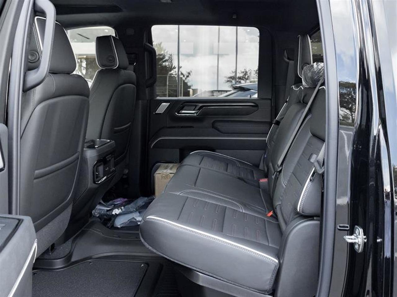 2026 GMC Sierra 2500 HD AT4X Photo