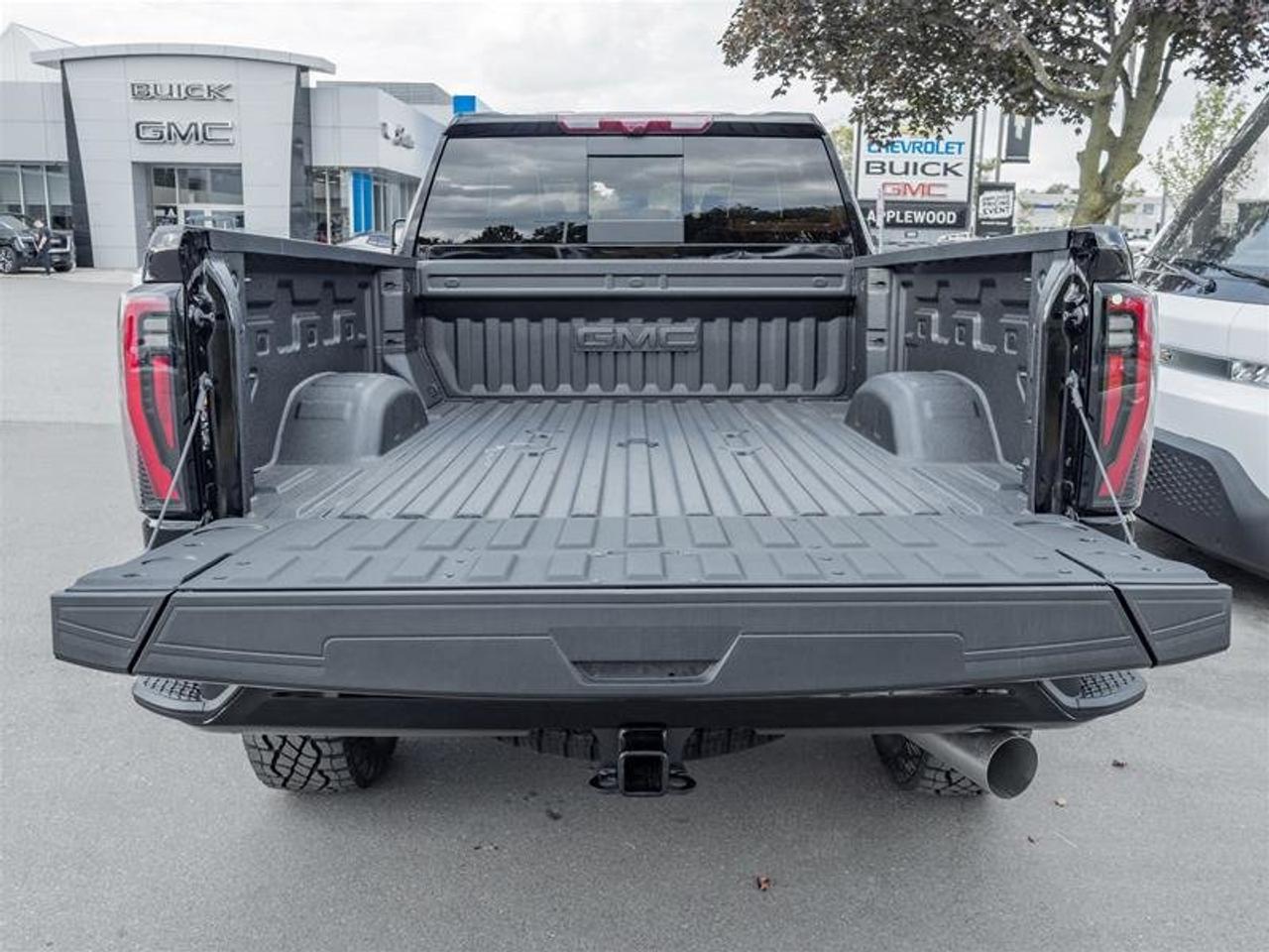 2026 GMC Sierra 2500 HD AT4X Photo