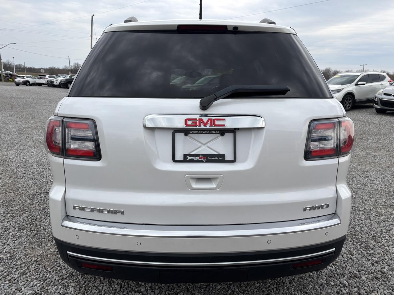 2016 GMC Acadia SLE Photo