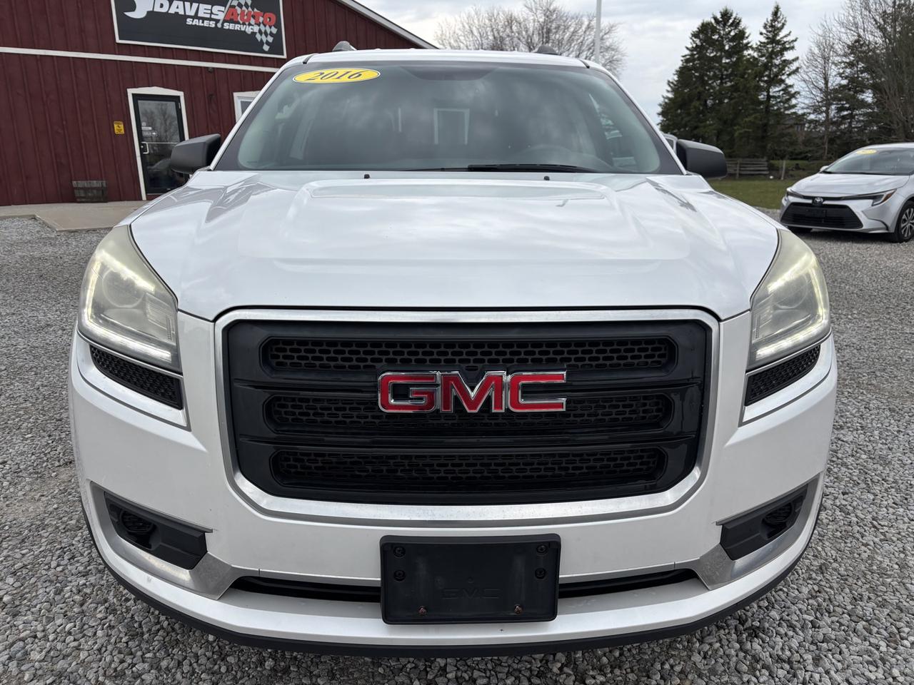 2016 GMC Acadia SLE Photo