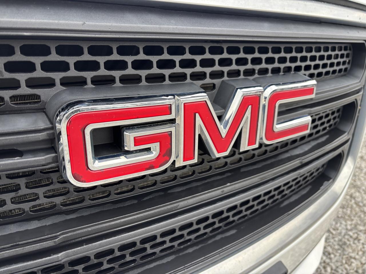 2016 GMC Acadia SLE Photo