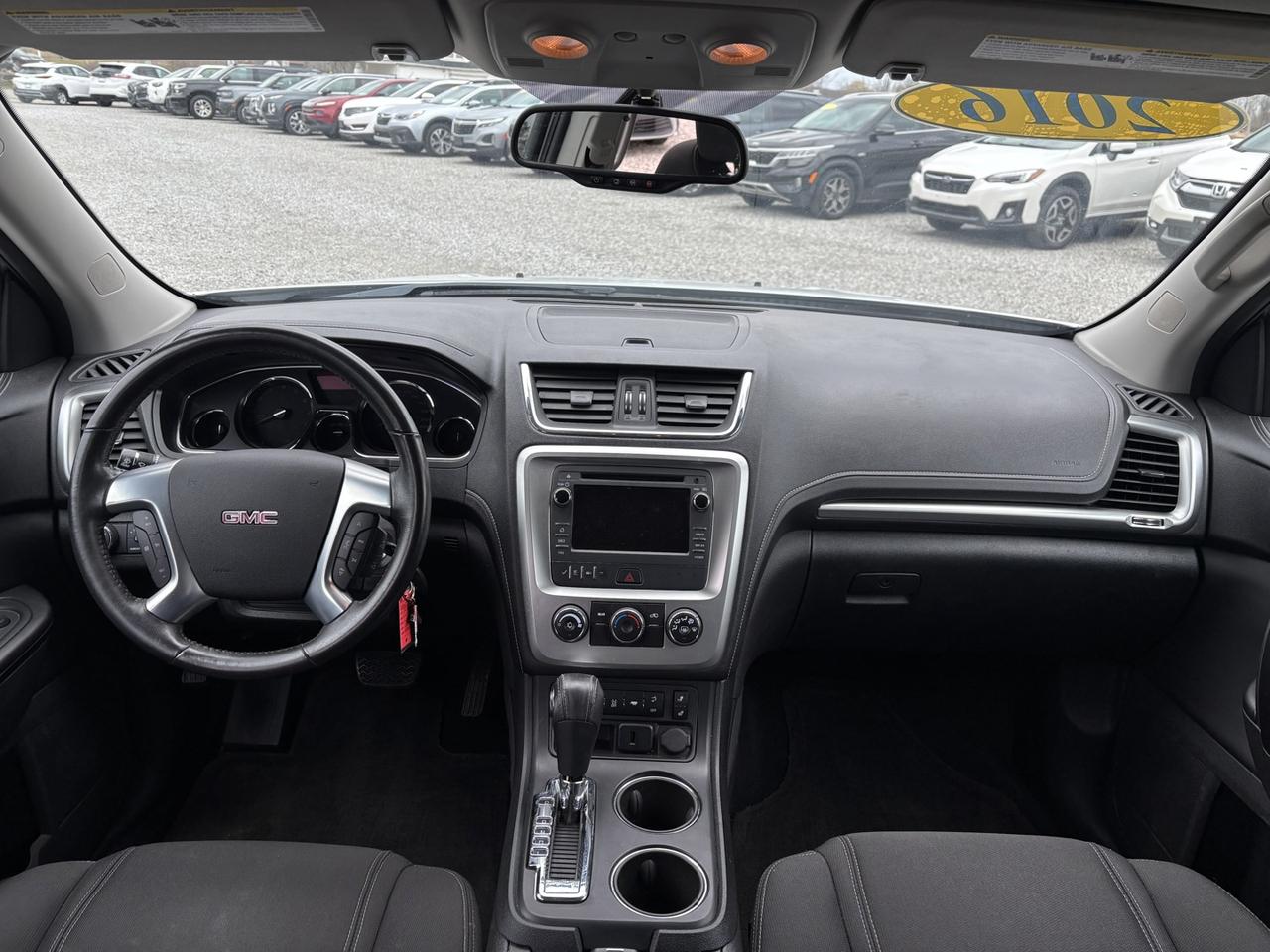 2016 GMC Acadia SLE Photo