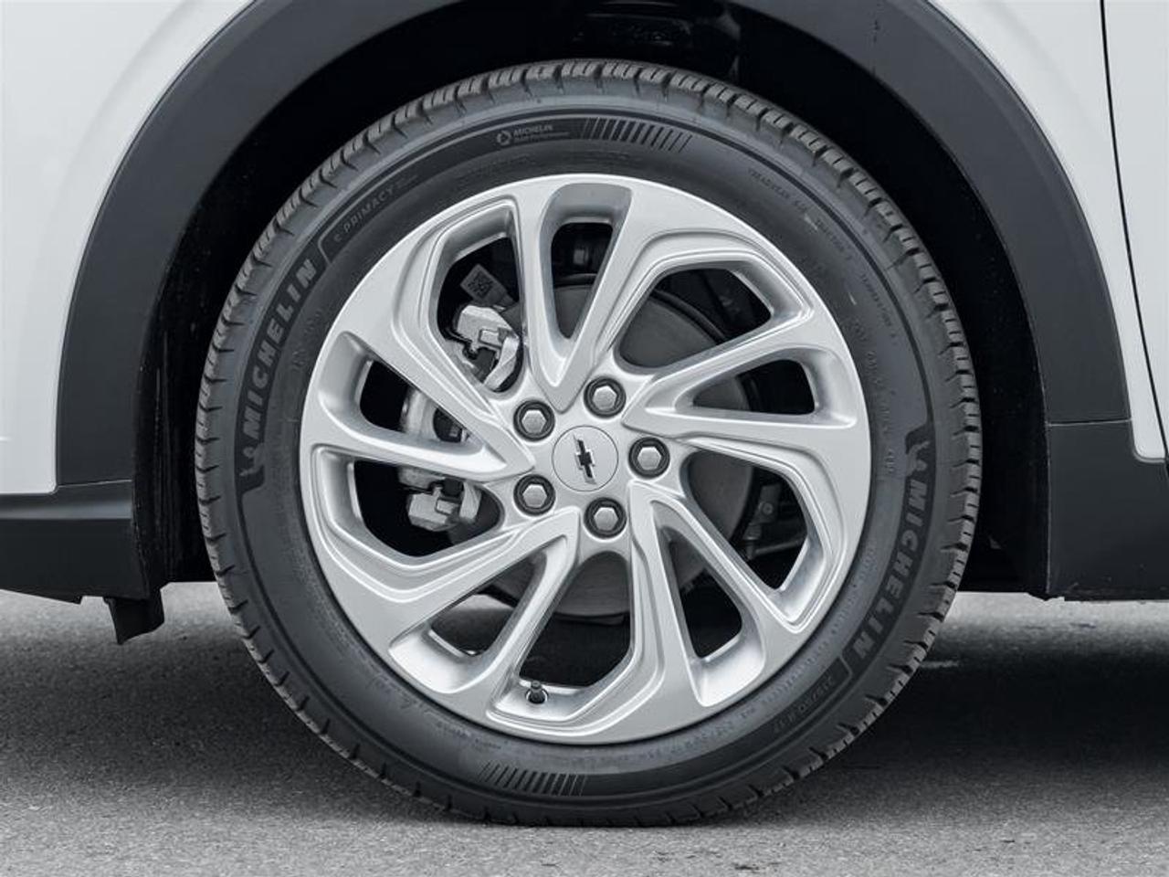 2027 Chevrolet Bolt LT Photo