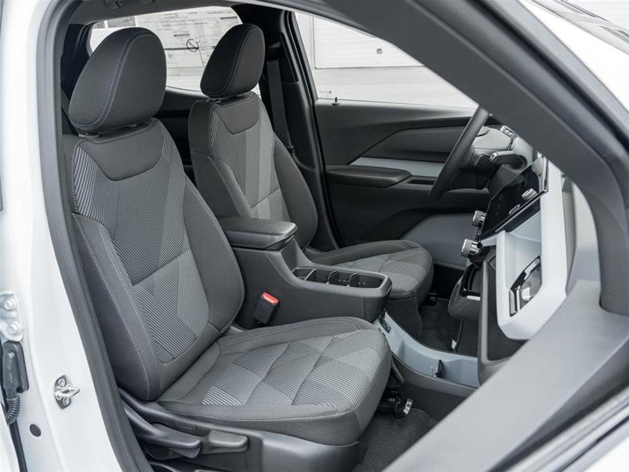 2027 Chevrolet Bolt LT Photo