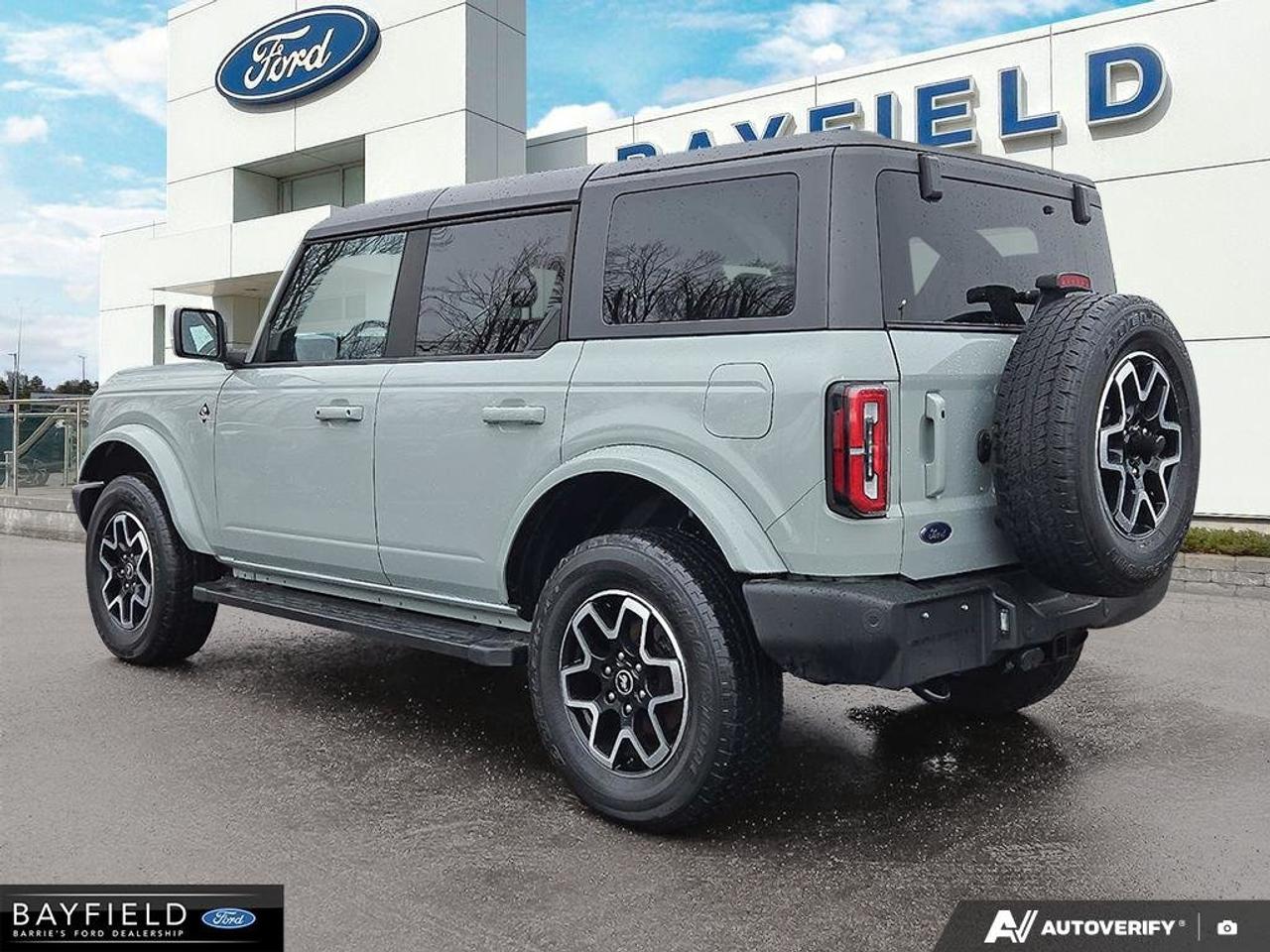 2022 Ford Bronco  Photo