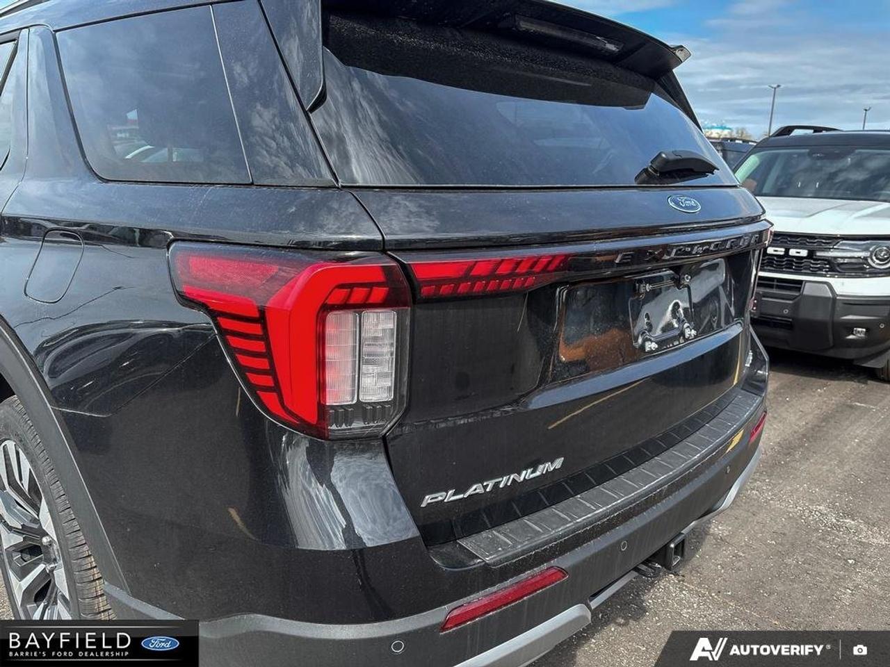 2026 Ford Explorer Platinum Photo