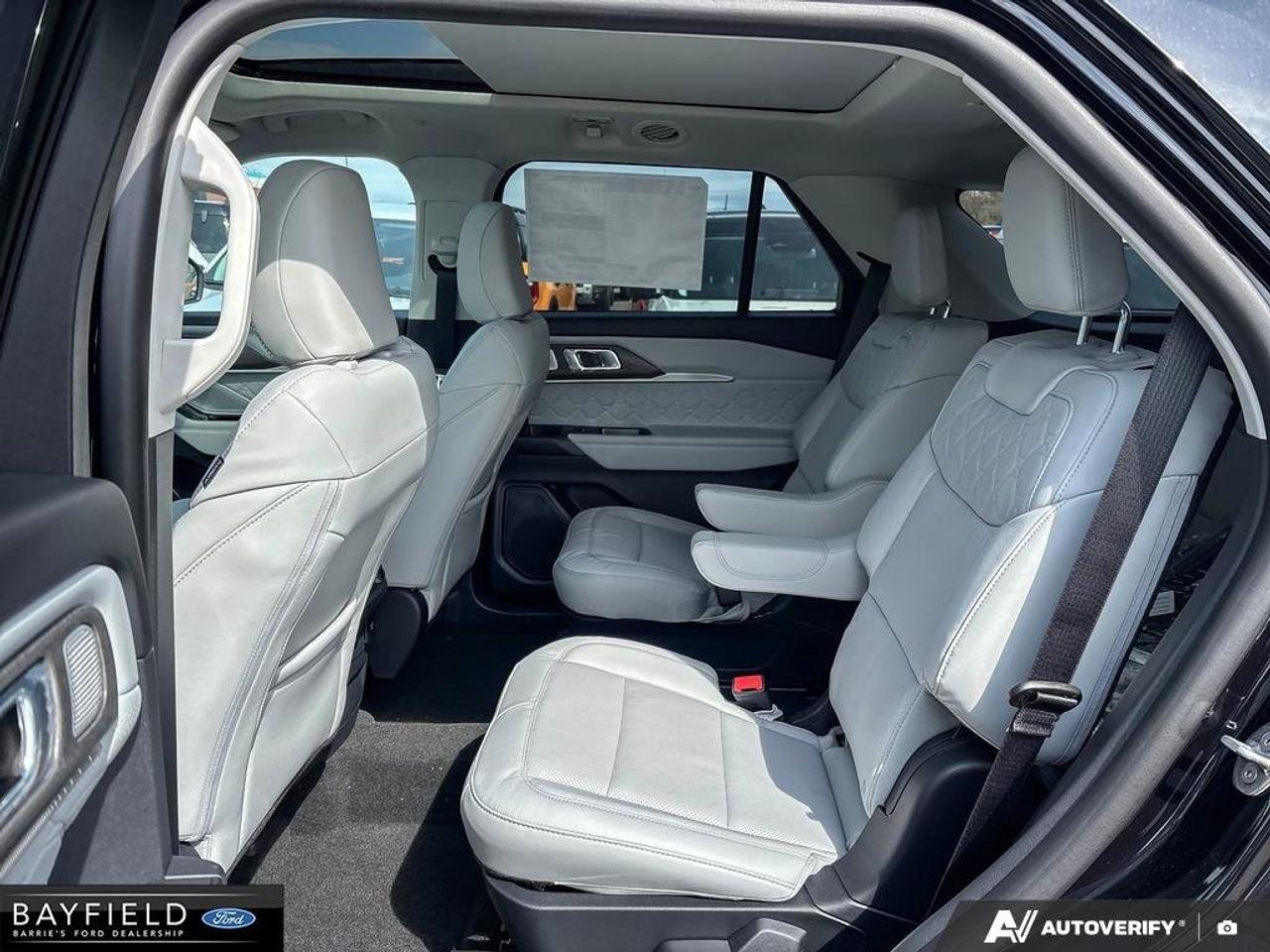 2026 Ford Explorer Platinum Photo