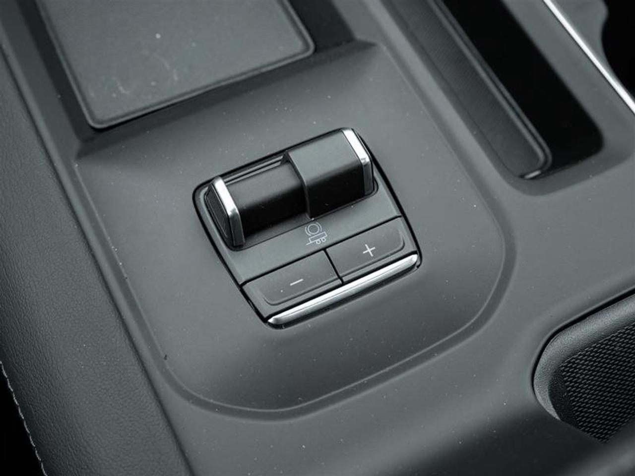 2026 GMC Sierra 2500 HD DENALI Photo