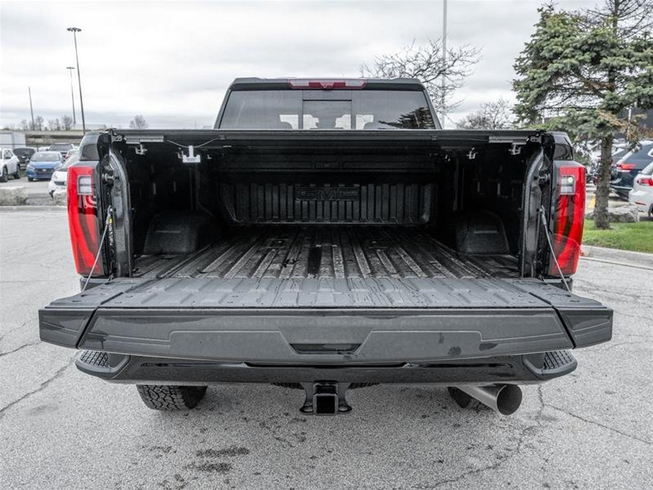 2026 GMC Sierra 2500 HD DENALI Photo