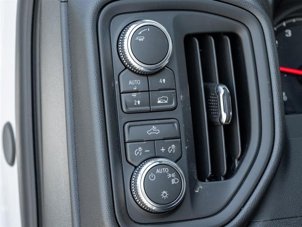 2026 GMC Sierra 1500 PRO Photo