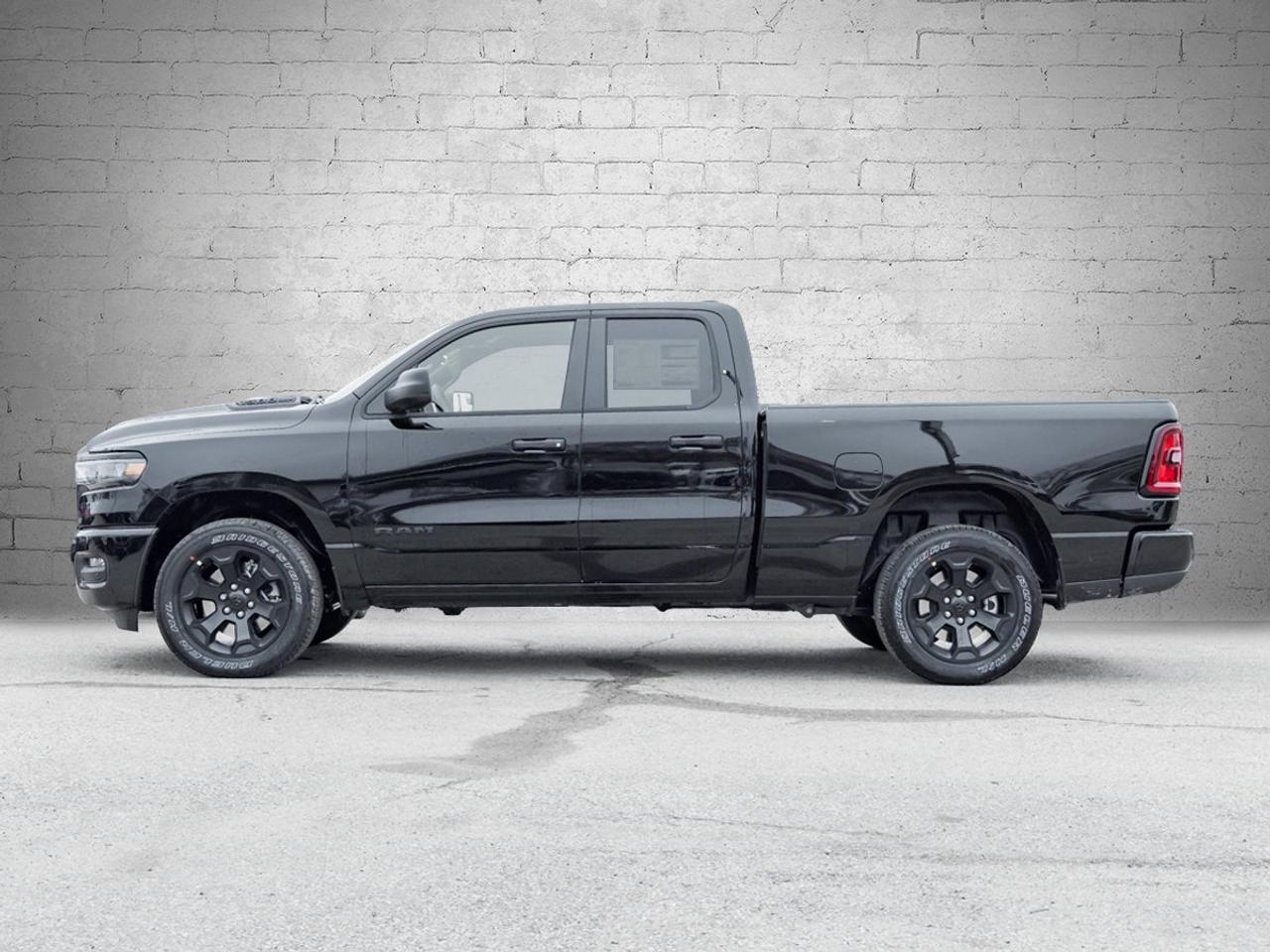 2026 RAM 1500 Express Photo