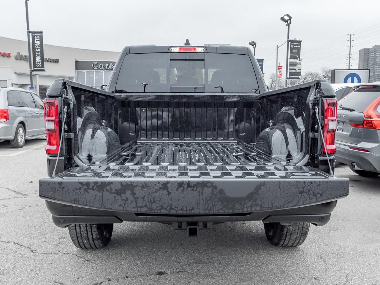 2026 RAM 1500 Express Photo