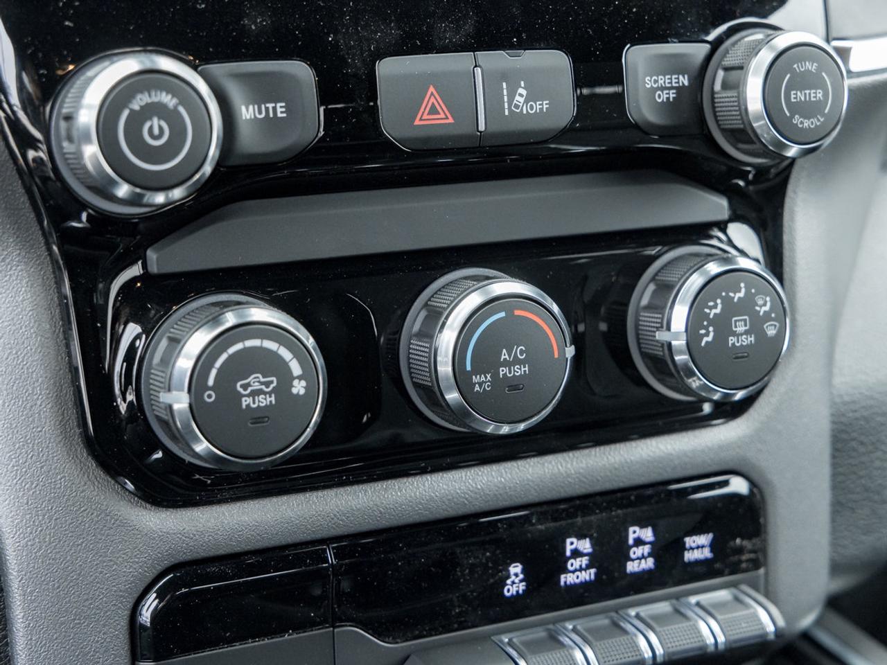 2026 RAM 1500 Express Photo