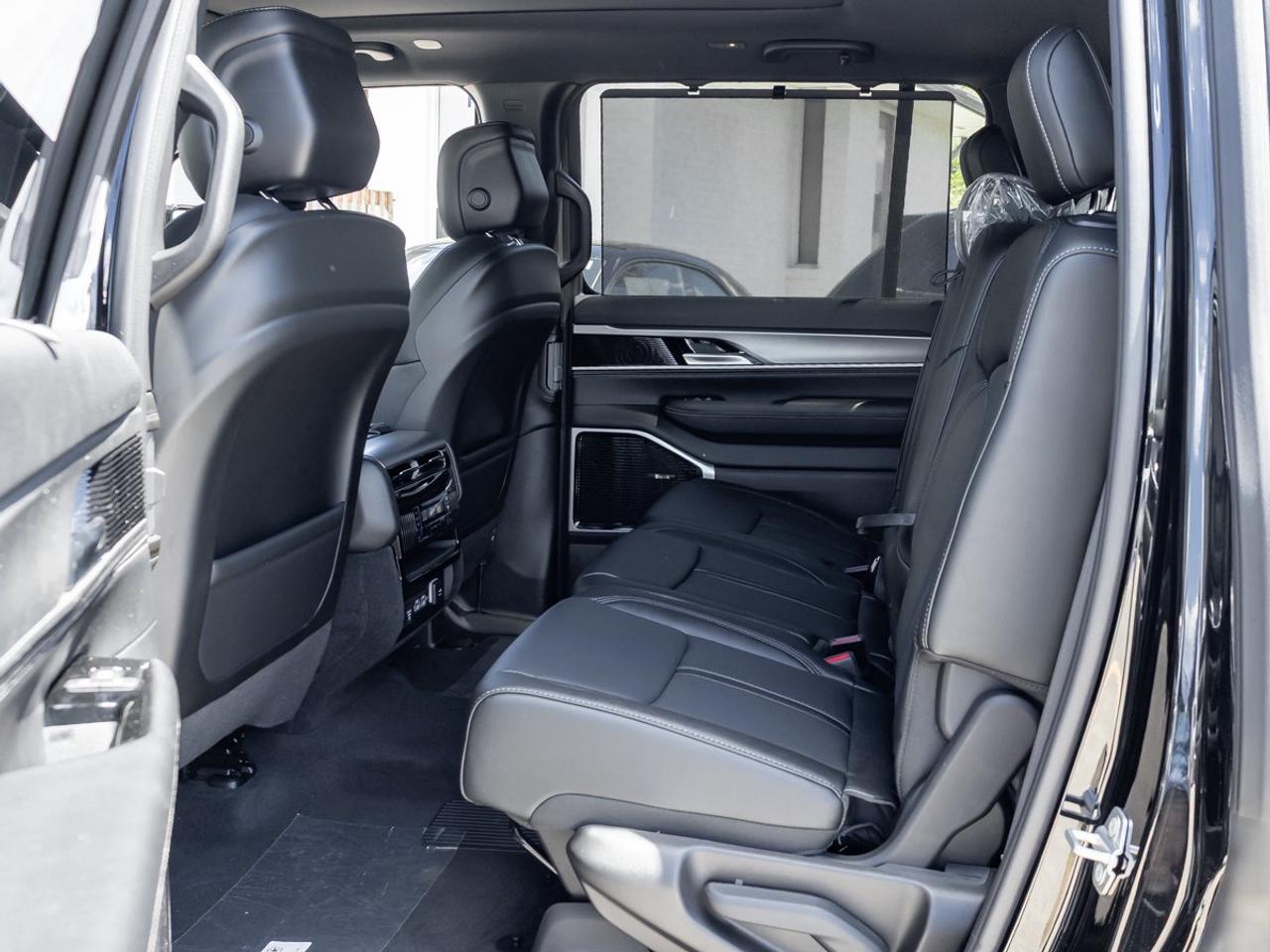 2026 Jeep Grand Wagoneer RESERVE Photo