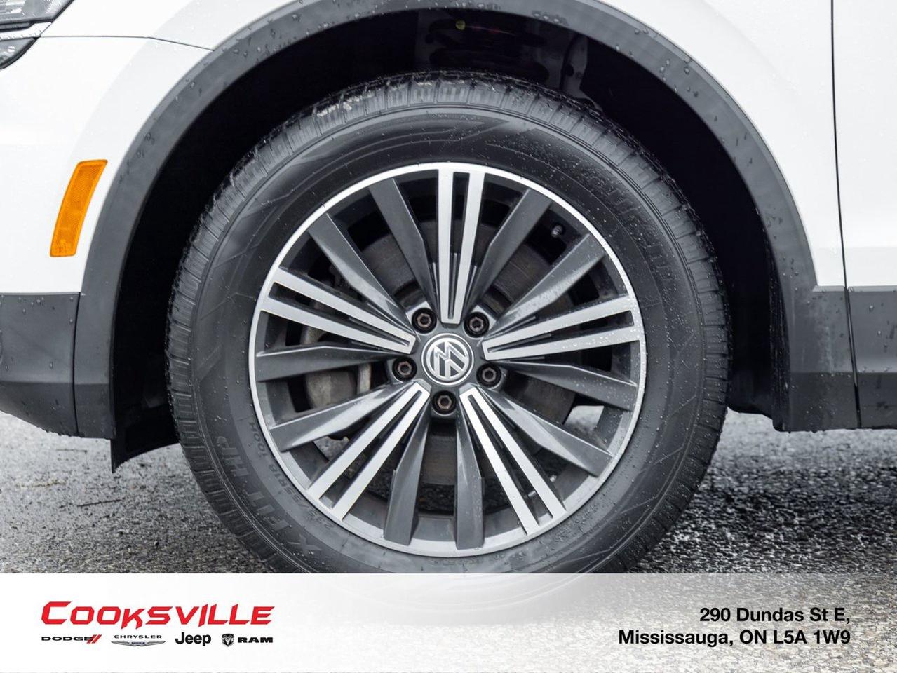 2018 Volkswagen Tiguan Highline 2.0T 8sp at w/Tip 4M Photo3