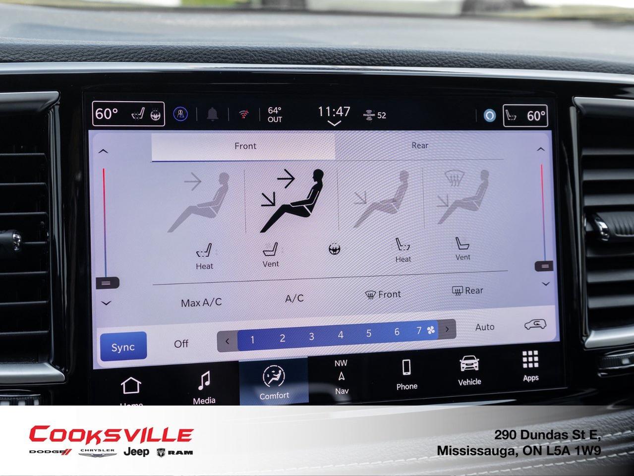 2024 Chrysler Pacifica Limited AWD Photo