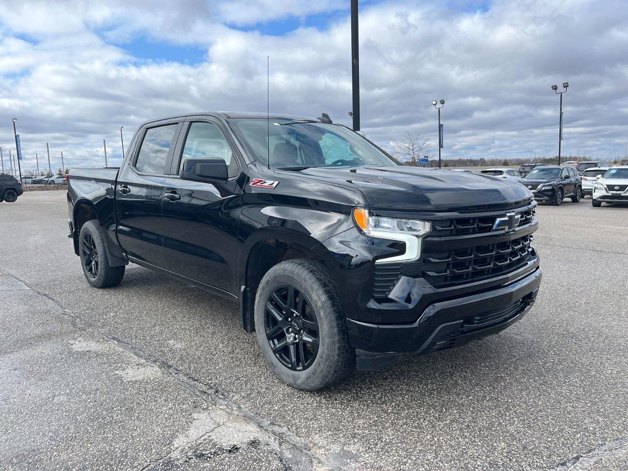 2024 Chevrolet Silverado 1500 4WD Crew Cab 147 RST Photo3