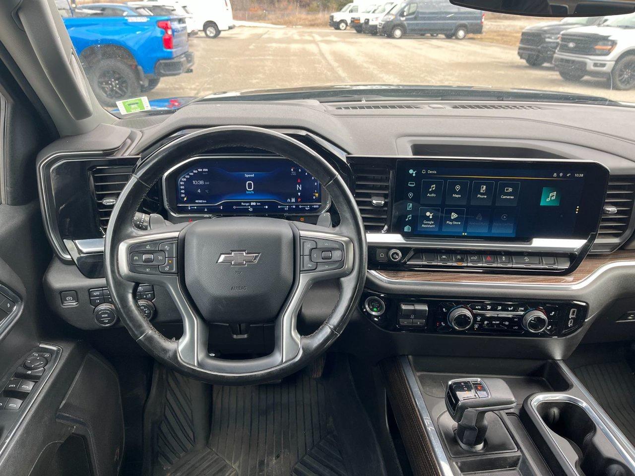 2024 Chevrolet Silverado 1500 4WD Crew Cab 147 RST Photo