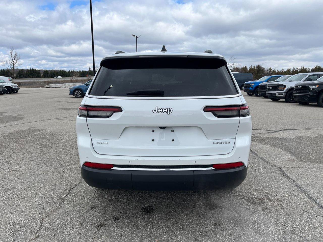2024 Jeep Grand Cherokee L Limited 4x4 Photo