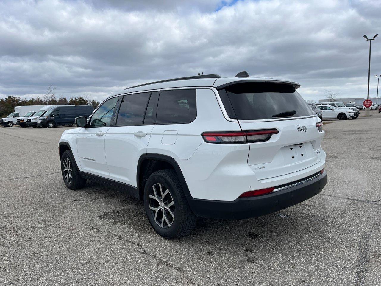 2024 Jeep Grand Cherokee L Limited 4x4 Photo