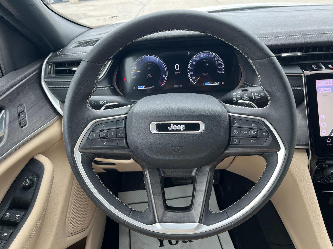 2024 Jeep Grand Cherokee L Limited 4x4 Photo