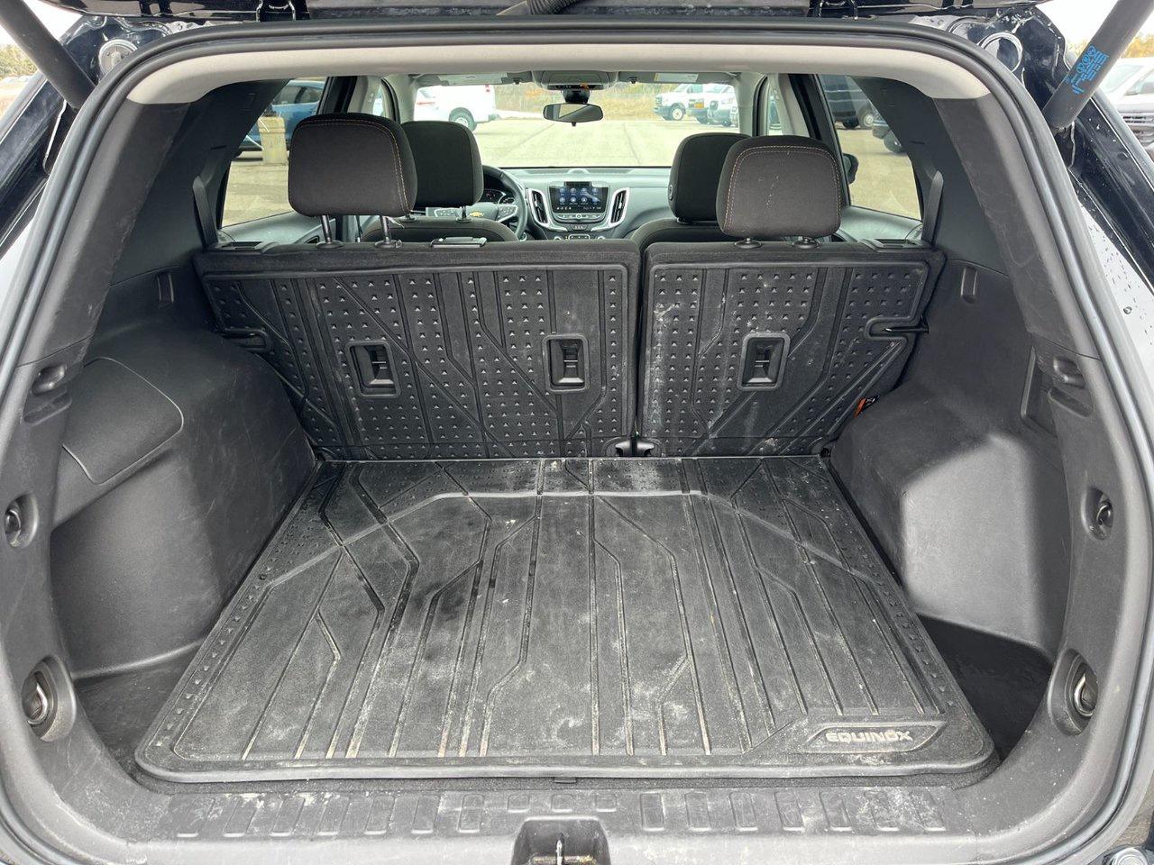 2024 Chevrolet Equinox AWD 4DR LT Photo